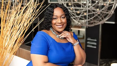 Trina Brown Photo 32