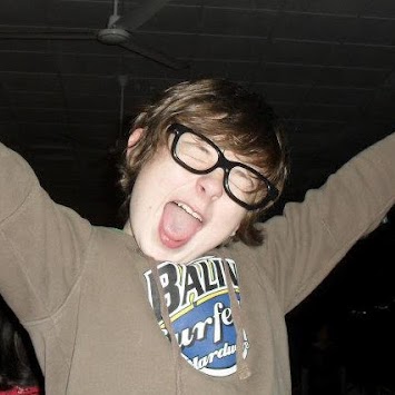 Dylan Rowe Photo 5