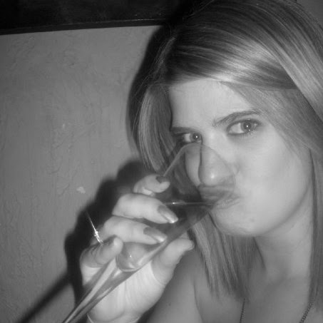 Rebecca Marriott Photo 9