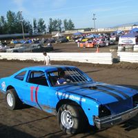 Johnny Bussell Photo 2
