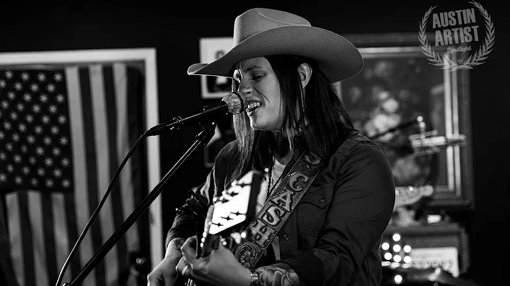 Stephanie Cash Photo 37