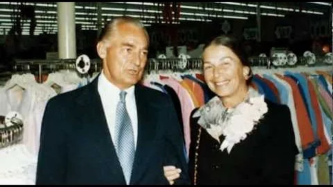 Lynne Walton Photo 16