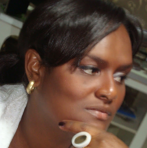 Josiane Ferreira Photo 8