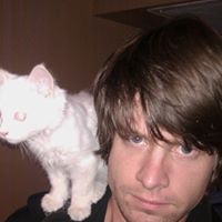 Aaron Stanford Photo 1