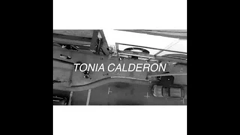Tonia Calderon Photo 8