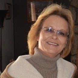Connie Sharp Photo 10