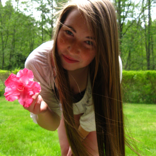 Alyssa Brandt Photo 12