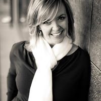 Laura Mcintosh Photo 6