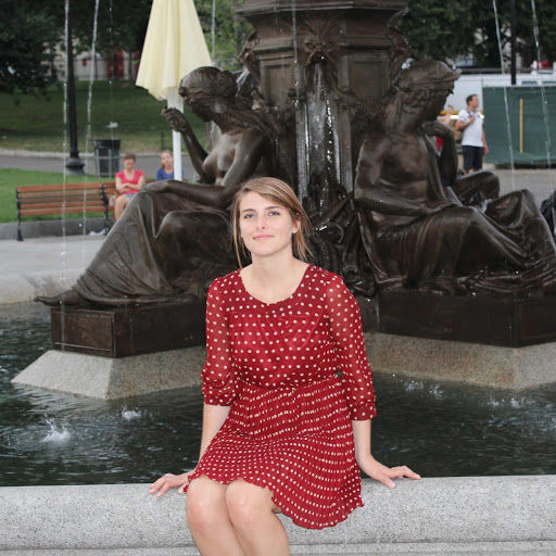 Arielle Anderson Photo 13