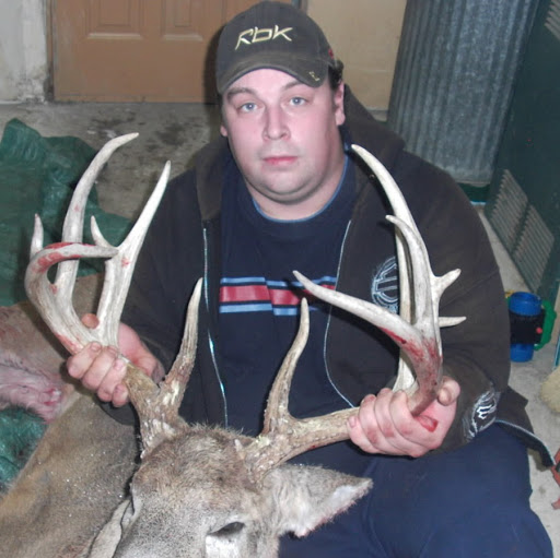 Darwin Brooks Photo 9