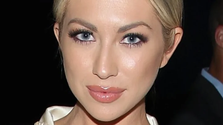 Angela Stassi Photo 9