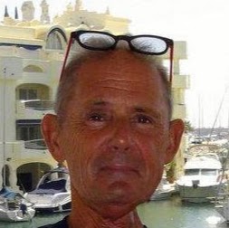 Robert Lovelady Photo 3