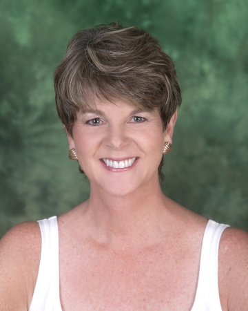 Betsy Jones Photo 20