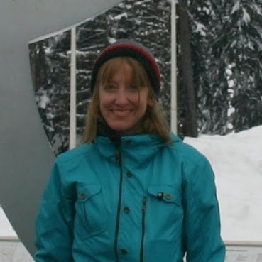 Julia French Photo 11