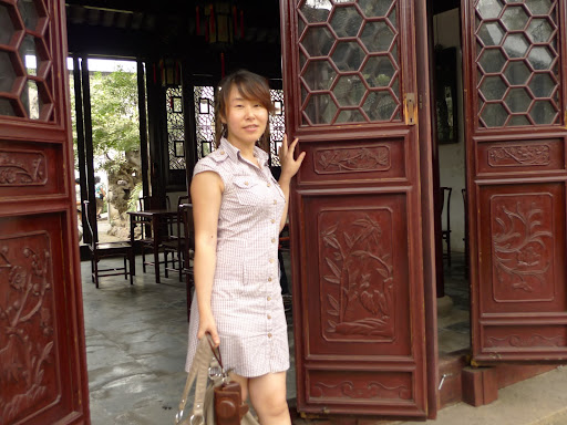 Min Wei Photo 15