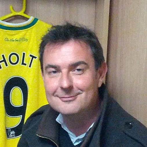 Robin Ashton Photo 12