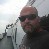 Eric Spears Photo 4