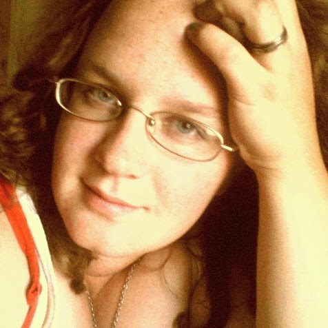 Samantha Calvert Photo 11