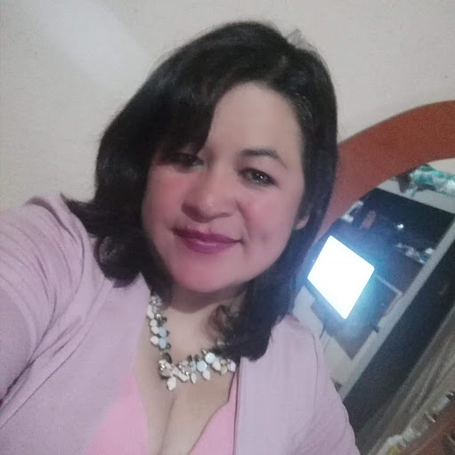 Ingrid Fuentes Photo 11