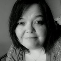 Amanda Rowe Photo 6