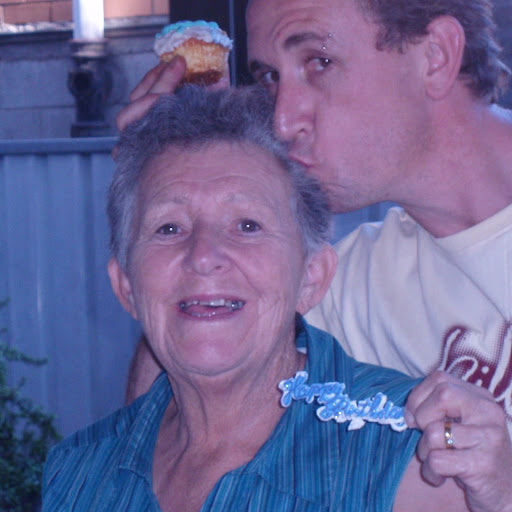 Ruth Knight Photo 15