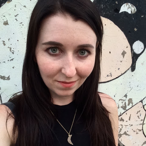 Laurel Phillips Photo 15