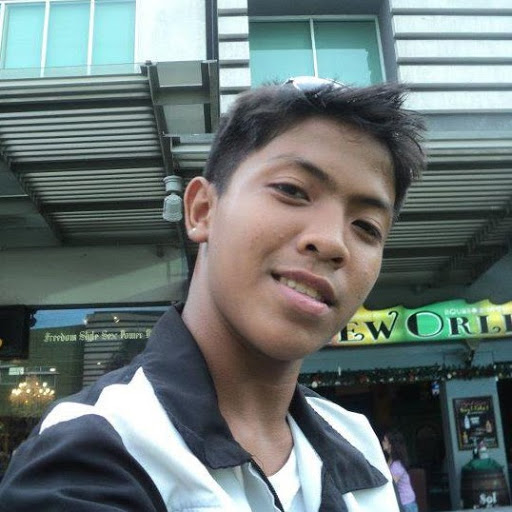Angelo Ignacio Photo 14
