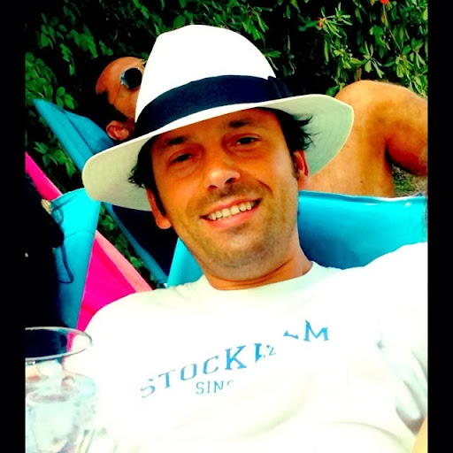 Carlos Luna Photo 9