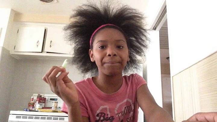 Dania Davis Photo 14