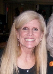 Karen Ballesteros Photo 17