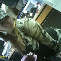 Laura Knowlton Photo 1