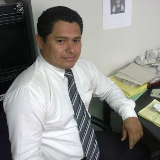 Byron Vera Photo 5