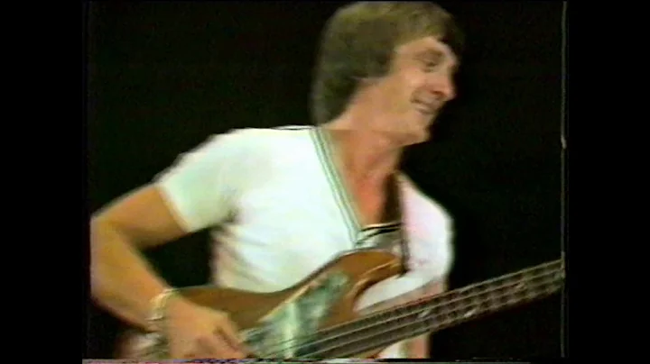 Lloyd Watson Photo 33