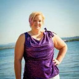 Victoria Schmitt Photo 7