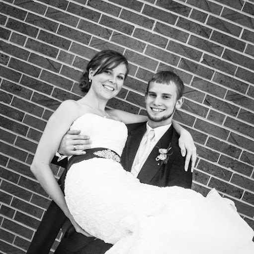 Jessica Bates Photo 9