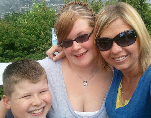 Tara Slone Photo 6