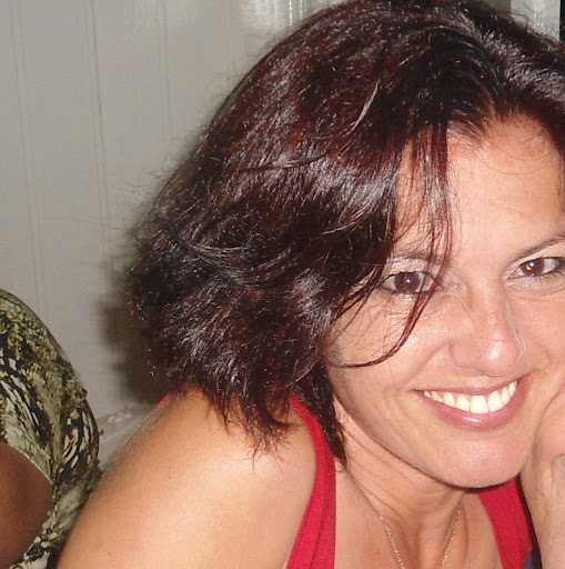 Laura Freitas Photo 11