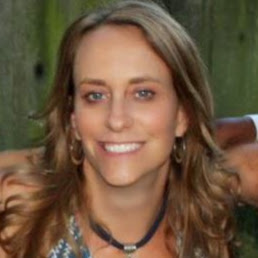 Amy Welker Photo 9
