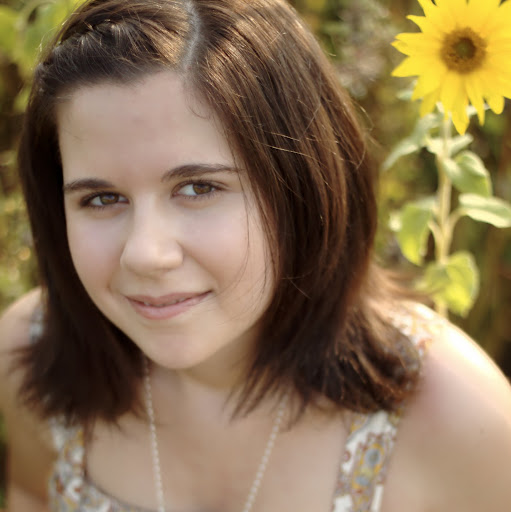 Vanessa Richter Photo 14