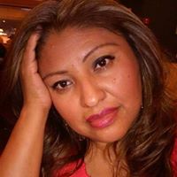 Julia Fuentes Photo 1