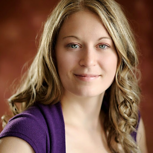 Kim Larson Photo 9