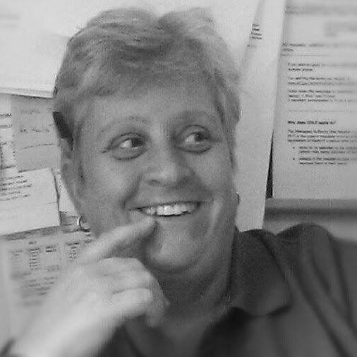 Jayne Ellis Photo 9