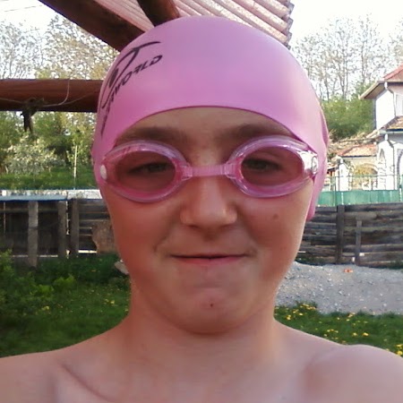Robert Fejes Photo 8