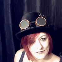 Angela Tully Photo 4