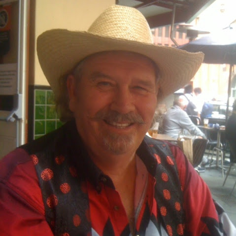 Ian Simmons Photo 16