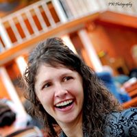 Rebecca Fogle Photo 5