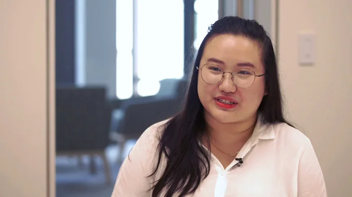 Sabrina Tran Photo 25