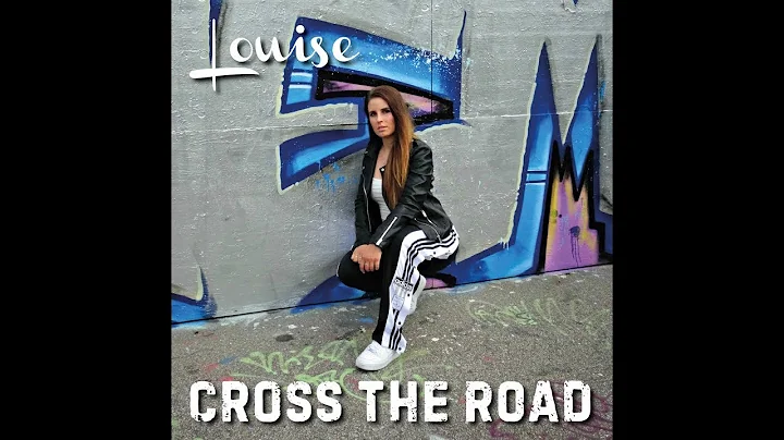 Louise Cross Photo 29