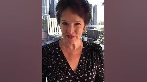 Lynne Hayward Photo 14