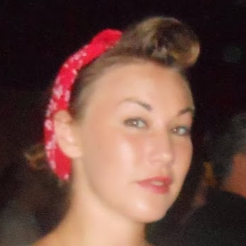 Danielle Gates Photo 10